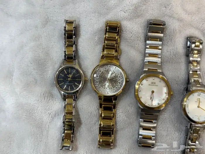 مجموعة ساعات نسائية مستعملة 2