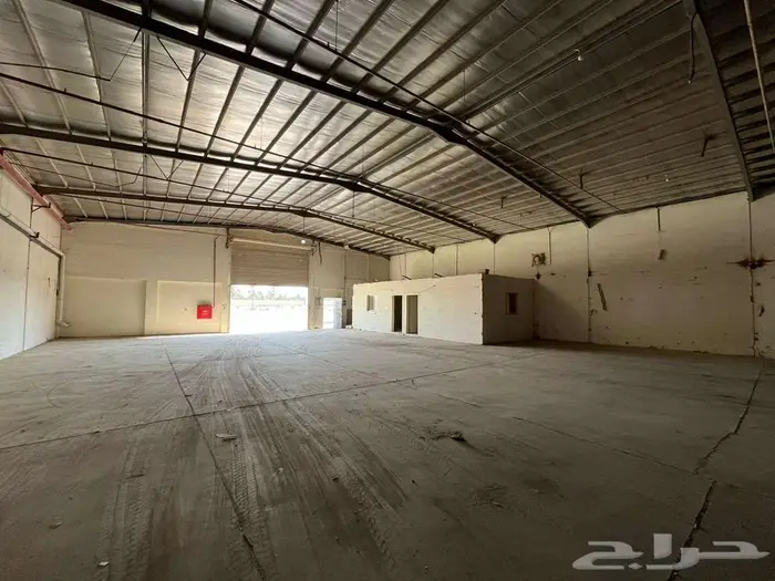 مستودع للايجار 3