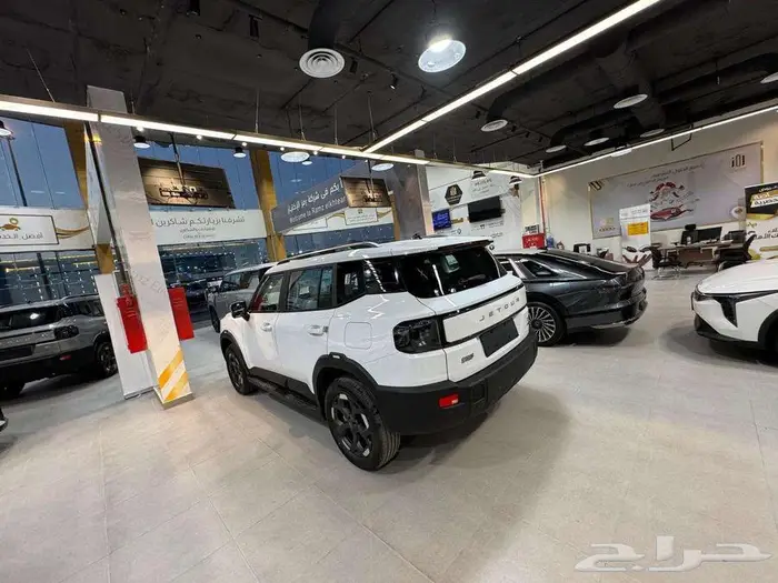 جيتور T1 لاكجري 2026 اسود وابيض 0