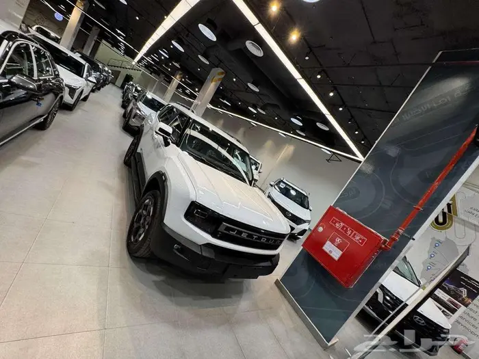 جيتور T1 لاكجري 2026 اسود وابيض 1