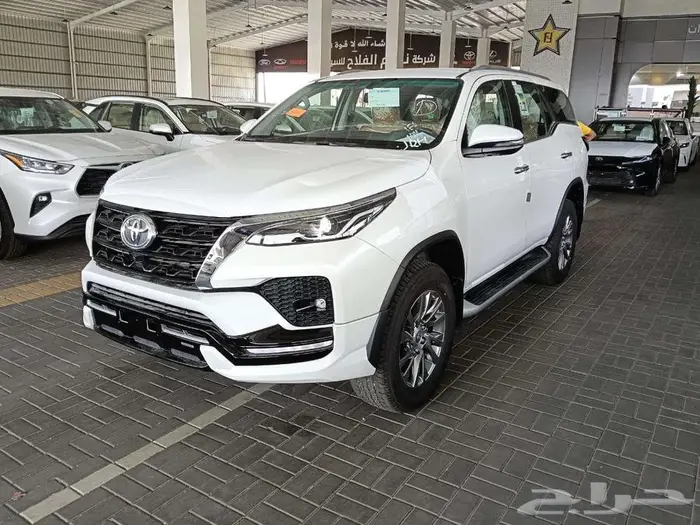 تويوتا فورتشينر VX3 م 2025 - سعودي 2