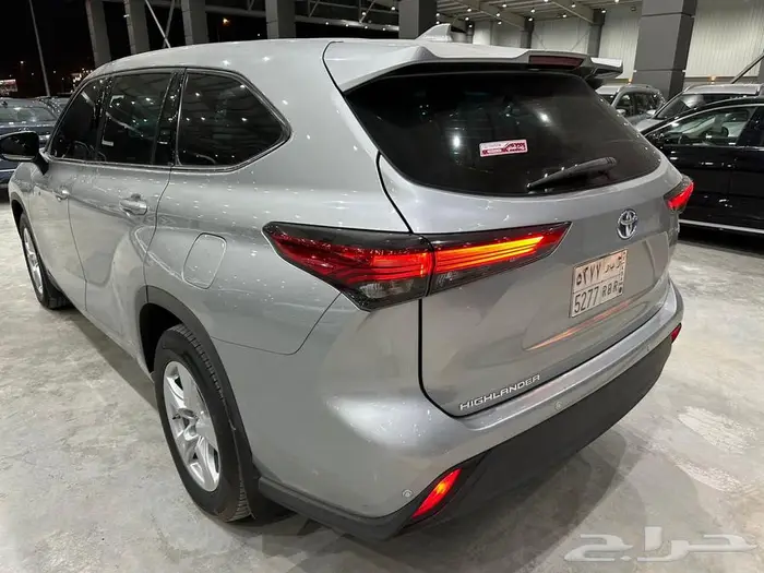 تويوتا هايلاندر 2021 نظيفة جدا  بالدمام 4