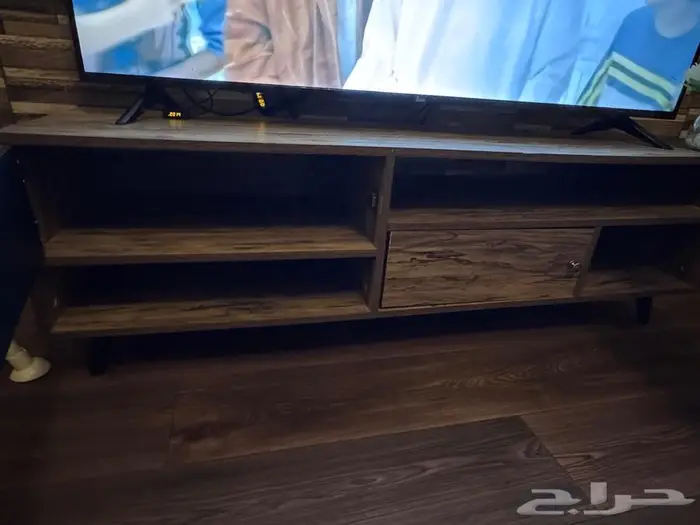 طاوله خشبيه لتلفزيون 0