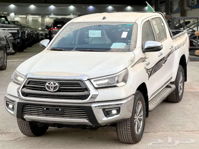 هايلوكس غمارتين S-GLX 4 4 اوتوماتيك بنزين 2025 0