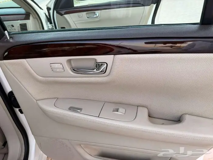 كاديلاك DTS 2011 نظيف جدا وكاله 65