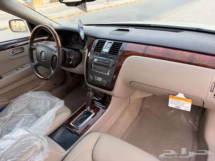 كاديلاك DTS 2011 نظيف جدا وكاله 68