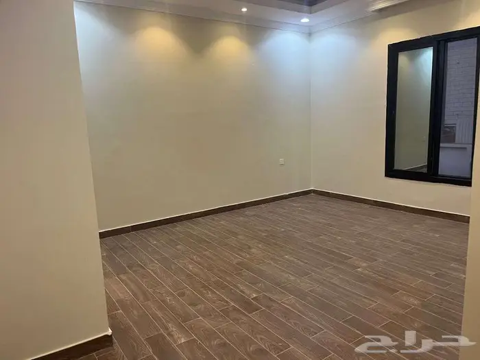 شقة فاخرة للايجار حي الصفا 7