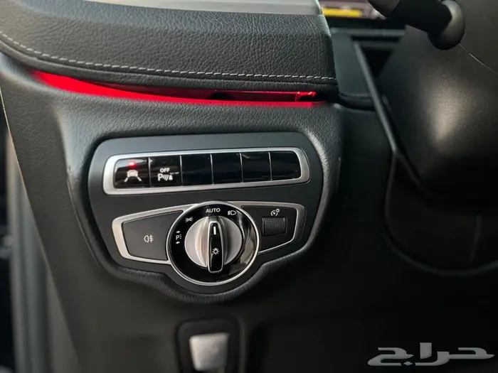 مرسيدس جي كلاس مخزن بحالة ممتازة 37