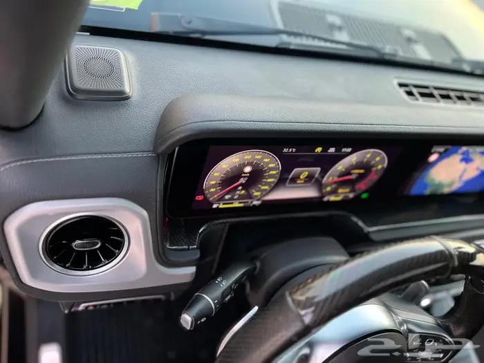 مرسيدس جي كلاس مخزن بحالة ممتازة 39