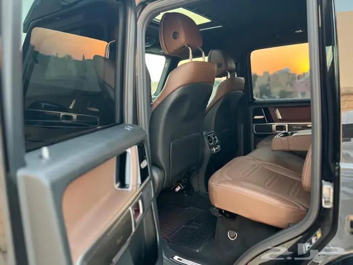 مرسيدس جي كلاس مخزن بحالة ممتازة 73