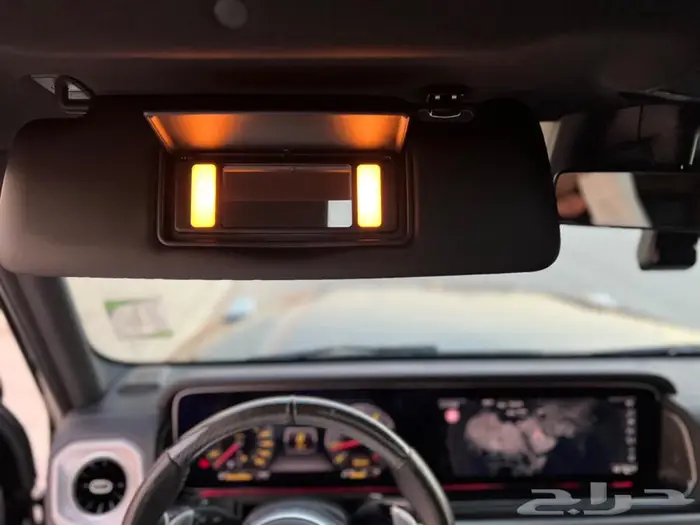 مرسيدس جي كلاس مخزن بحالة ممتازة 54