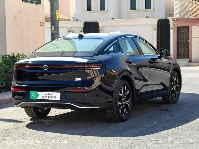 تويوتا كراون بريميوم 2025 8