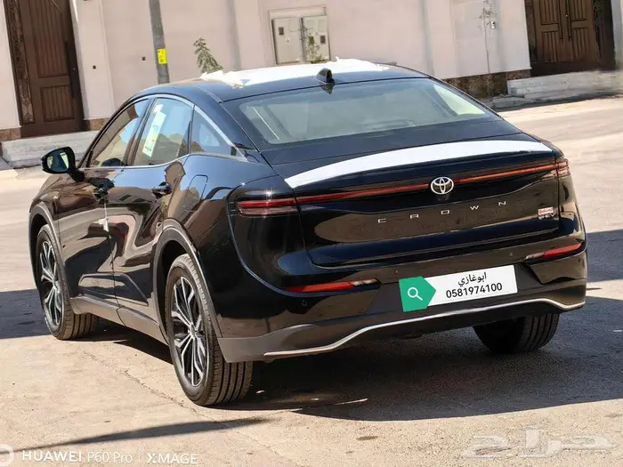 تويوتا كراون بريميوم 2025 7