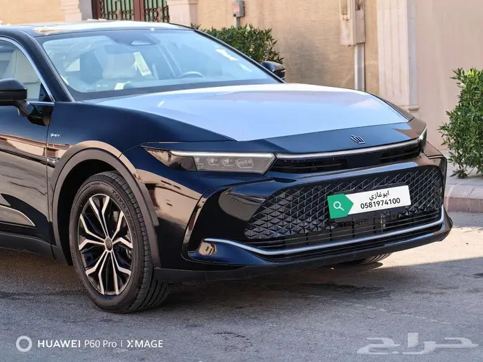 تويوتا كراون بريميوم 2025 23