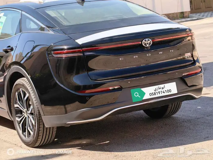 تويوتا كراون بريميوم 2025 18