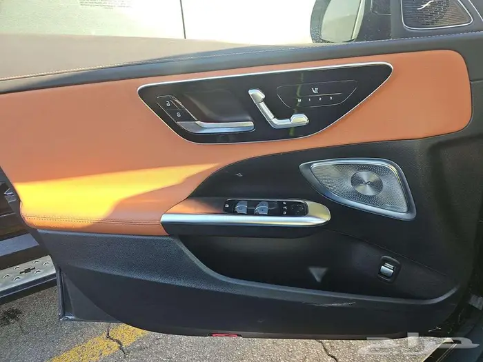 2024 Mercedes-Benz C 300 4MATIC 11