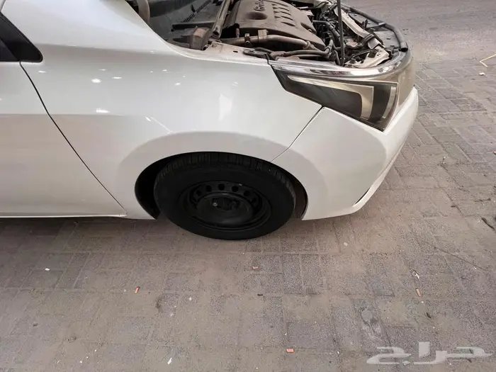 للبيع سياره كورلا بحاله ممتازه 11