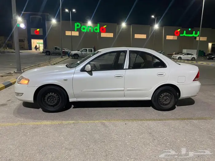 للبيع نيسان صني2012 تماتيك 2