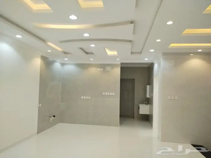 للبيع شقه روف دورين في أبها حي البديع 14