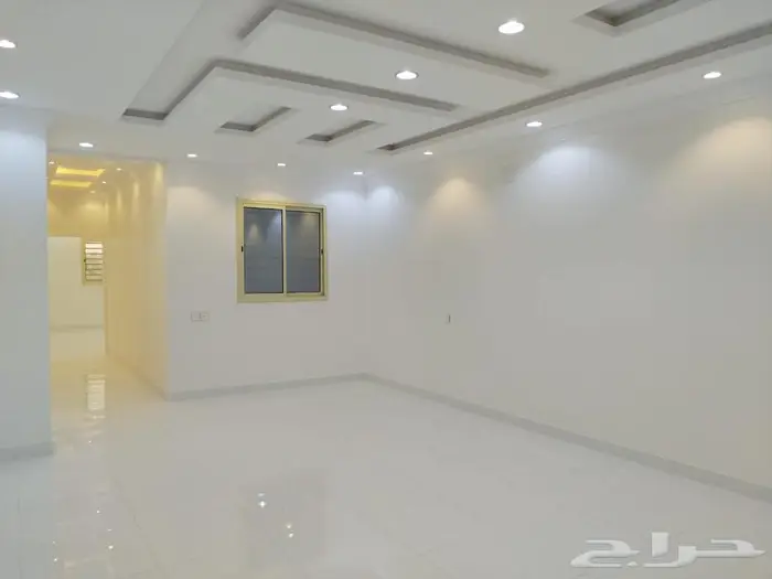 للبيع شقه روف دورين في أبها حي البديع 8