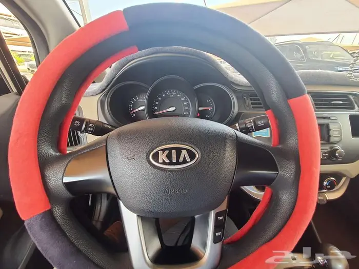 KIA RIO 2013 4