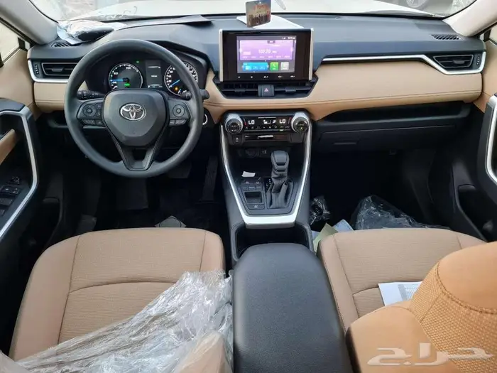 تويوتا راف فور LE بدون دبل 3