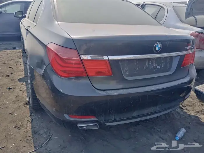 بي ام 2010 حجم 750 4