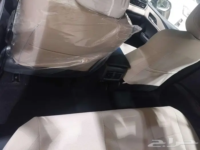 تويوتا كامري 2025 هايبرد LE 4