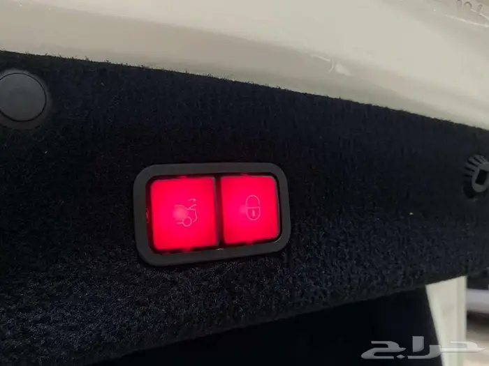 مرسيدس اس 400 2014 ابيض ماشيه 180الف كم 25