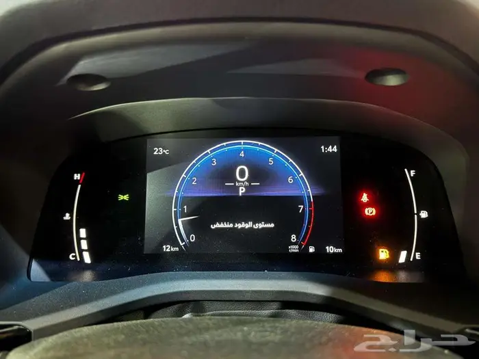 تويوتا كامري ستاندر بنزين 2025 كاش واقساط 30