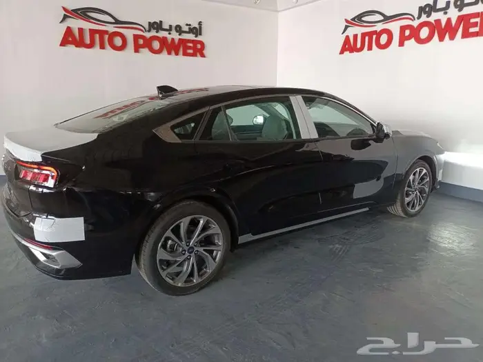 فورد تورس تيتانيوم موديل 2026 3