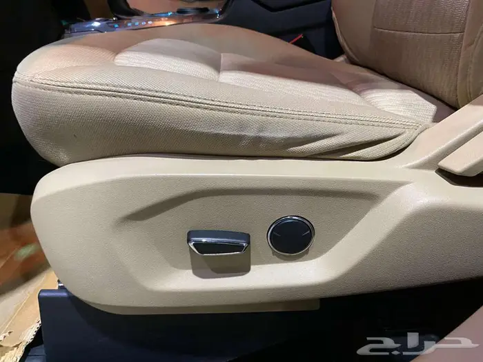 فورد اكسبلورر 2017 فضي ماشيه 172000كم 30