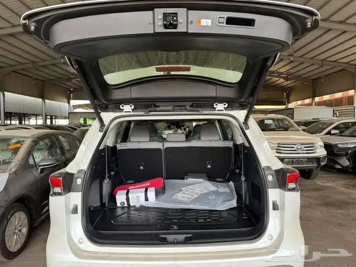 تويوتا - هايلاندر - 2025 - GLE- نص فل 11