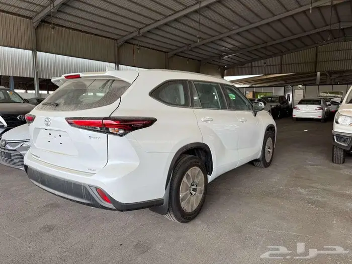 تويوتا - هايلاندر - 2025 - GLE- نص فل 3