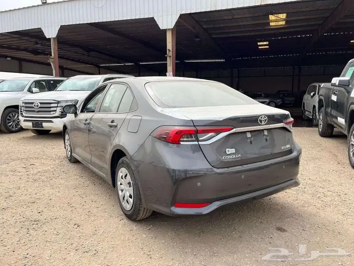 كورولا XLI 2.0 2025 نقد وتقسيط 3