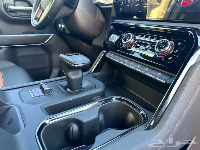 جمس سييرا AT4 2025 18