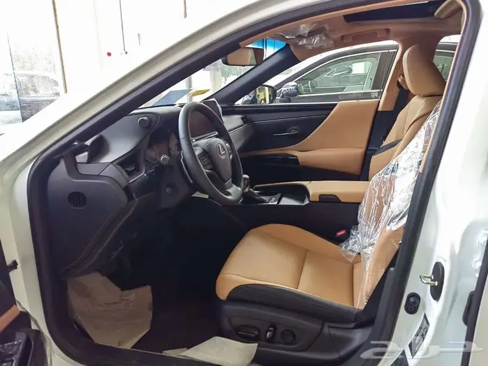 لكزس250AA 2025 10