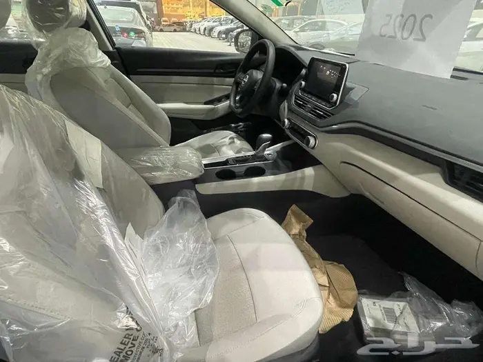 نيسان التيما ستاندر 2025 12