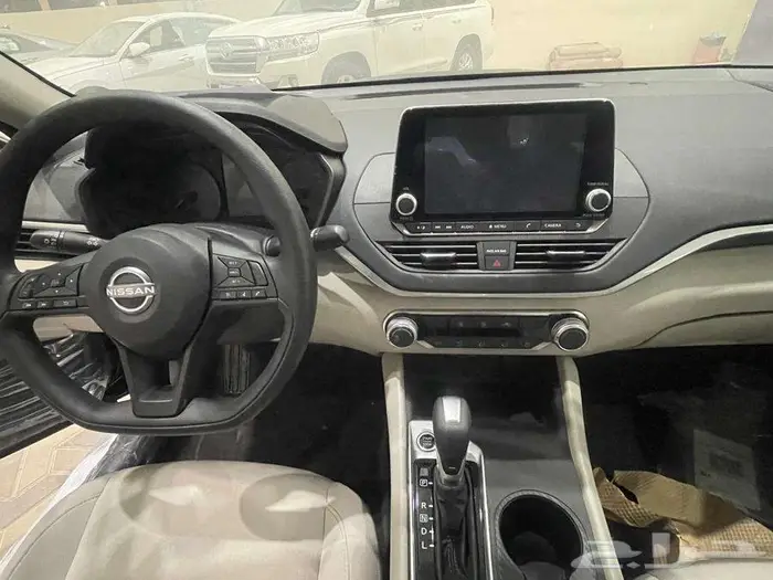 نيسان التيما ستاندر 2025 14