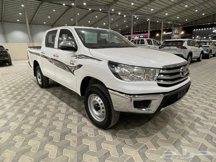 هايلوكس غمارتين GL2 سلق قير عادي 2025 ديزل 1