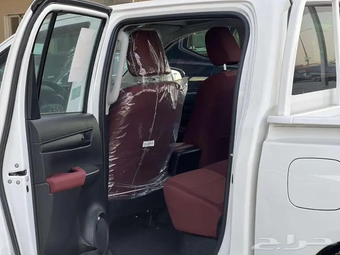 هايلوكس دبل DLX اوتوماتيك ديزل 2025 (بريمي) كاش واقساط 4