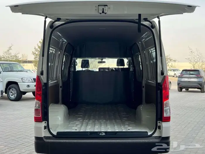 باص تويوتا هاي اس بضاعة (ديزل ) 2026 سقف عالي كاش وتمويل 10