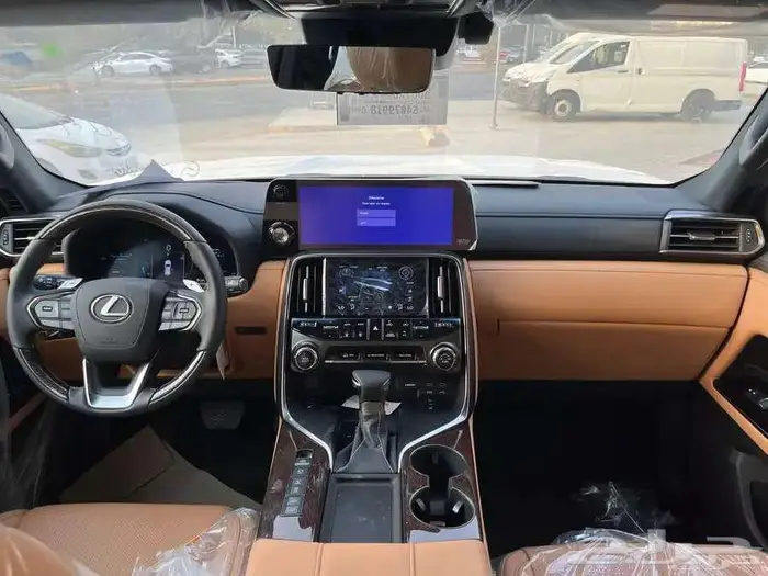 لكزس LX600 BB فل كامل موديل 2025 سعودي بطاقة جمركية 4