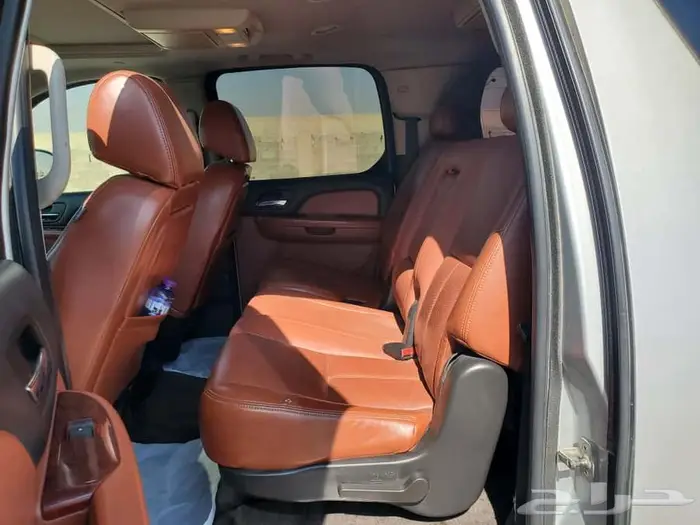 كاديلاك اسكاليد 2010 8