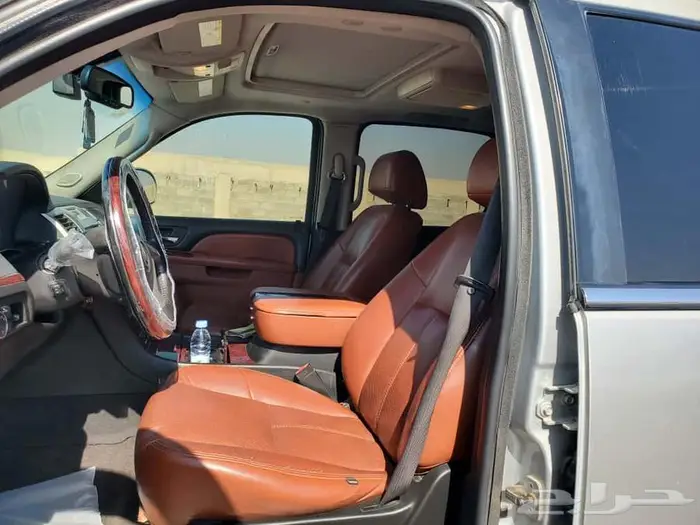 كاديلاك اسكاليد 2010 11