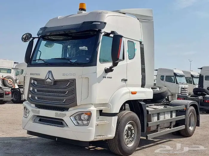 شاحنة سينو ترك HOWO NX440 4X2 اوتوماتيك موديل 2025 1