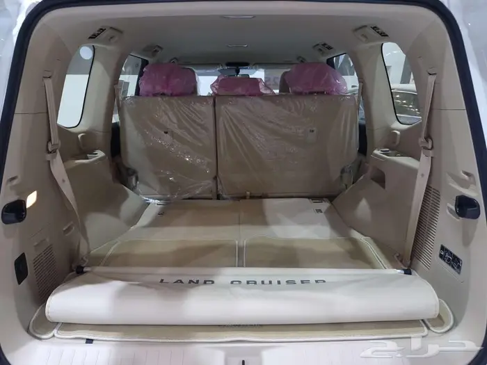 تويوتا لاندكروزر GXR 2025 خليجي بنزين تنفس طبيعي ستاندر 6