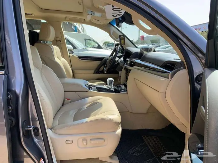 لكزس LX570 سبورت 2019 سعودى 15