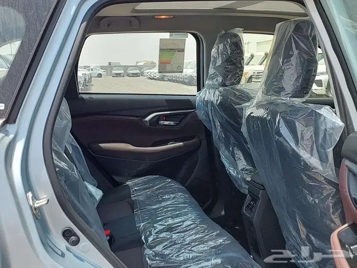 تويوتا اوربان كروزر فل كامل GLX موديل 2025 5