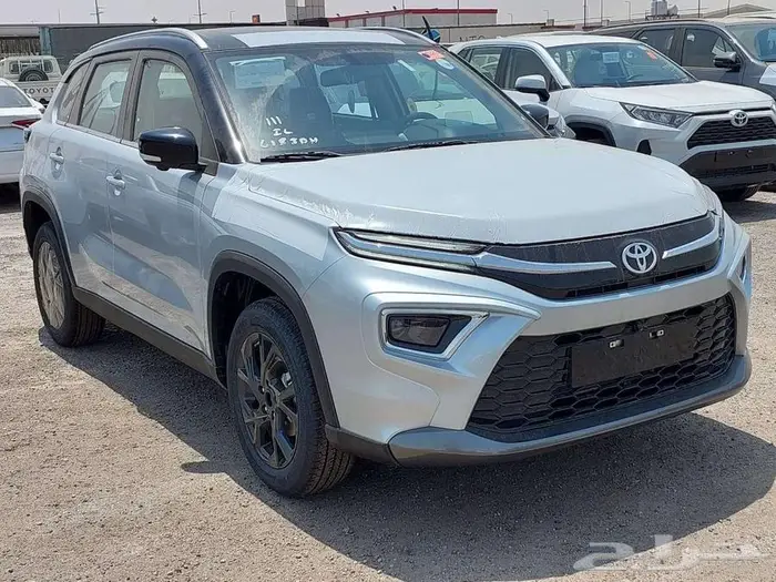 تويوتا اوربان كروزر فل كامل GLX موديل 2025 0